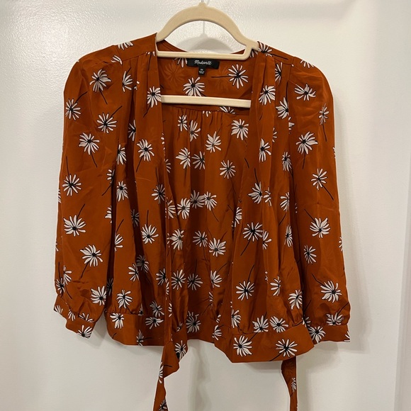 Madewell wrapfront blouse 🌼 - Picture 6 of 9